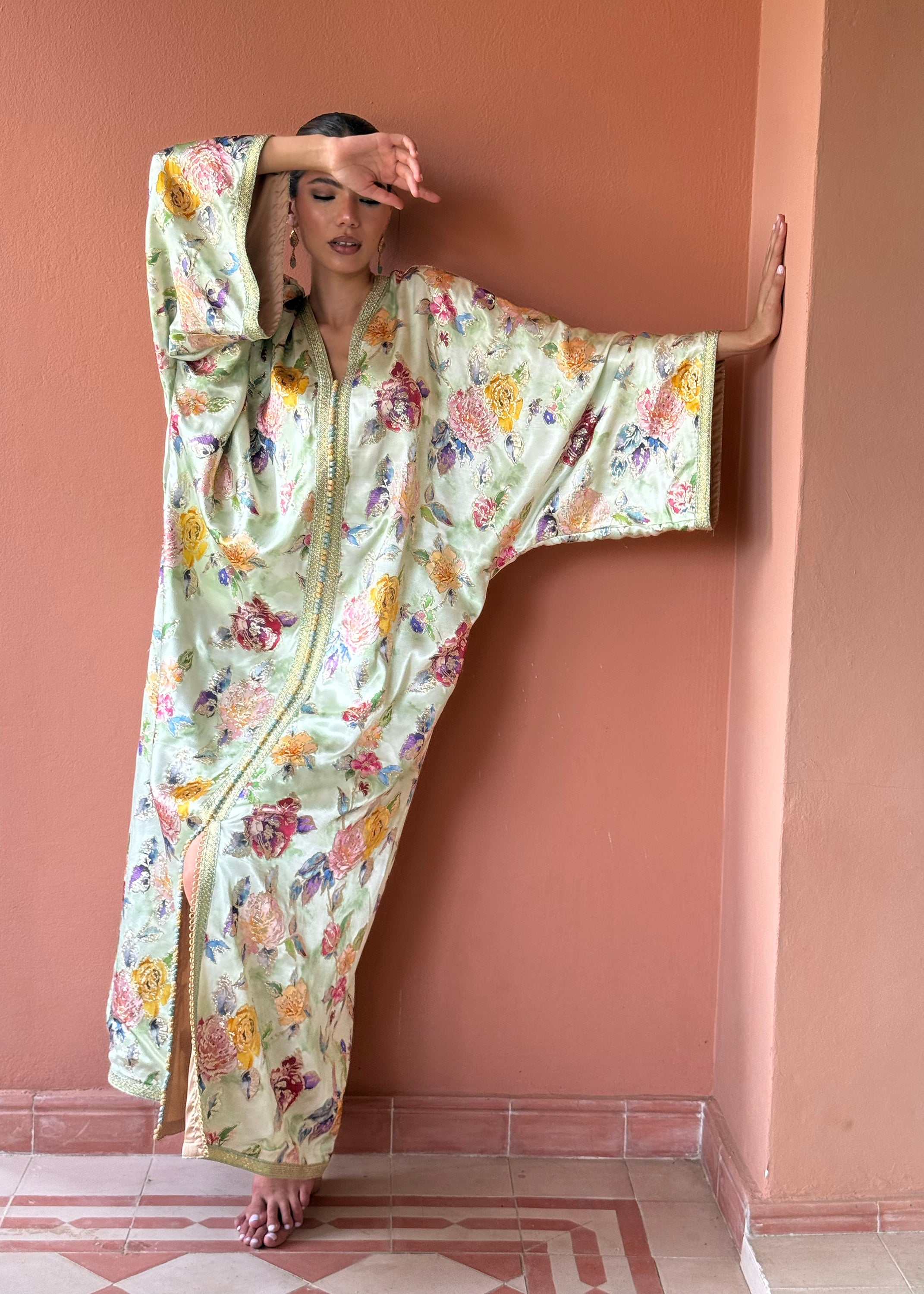 SANYA KAFTAN