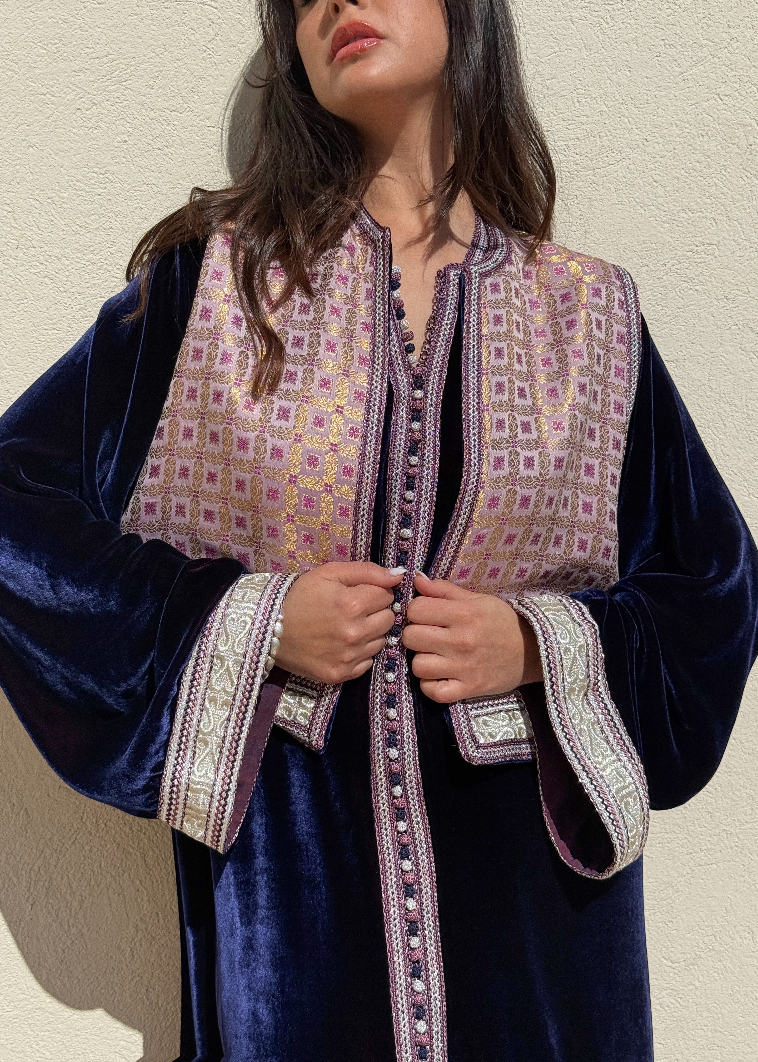 SINDA VELVET KAFTAN & GILET