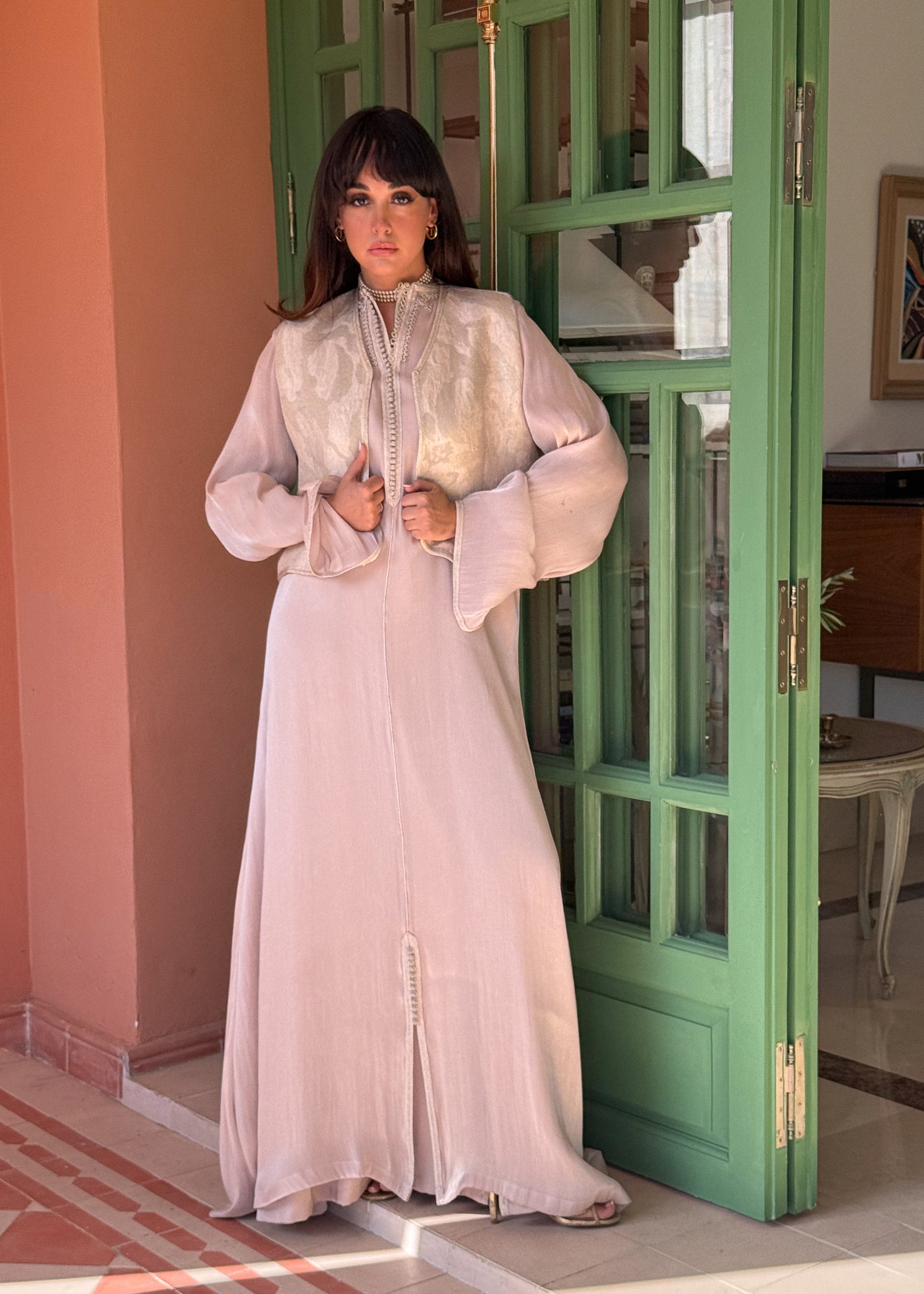 JAWAHER TWO-PIECE SET : HAND EMBROIDERED KAFTAN AND GILET