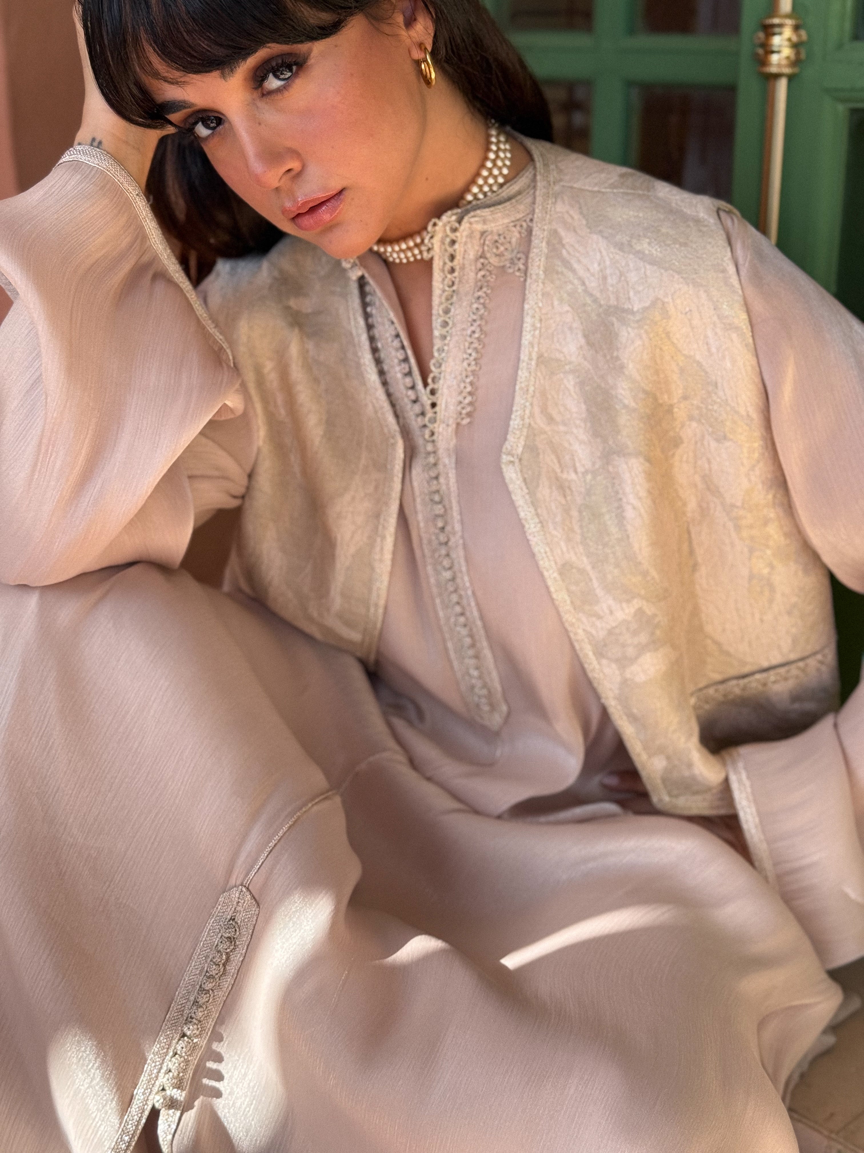 JAWAHER TWO-PIECE SET : HAND EMBROIDERED KAFTAN AND GILET
