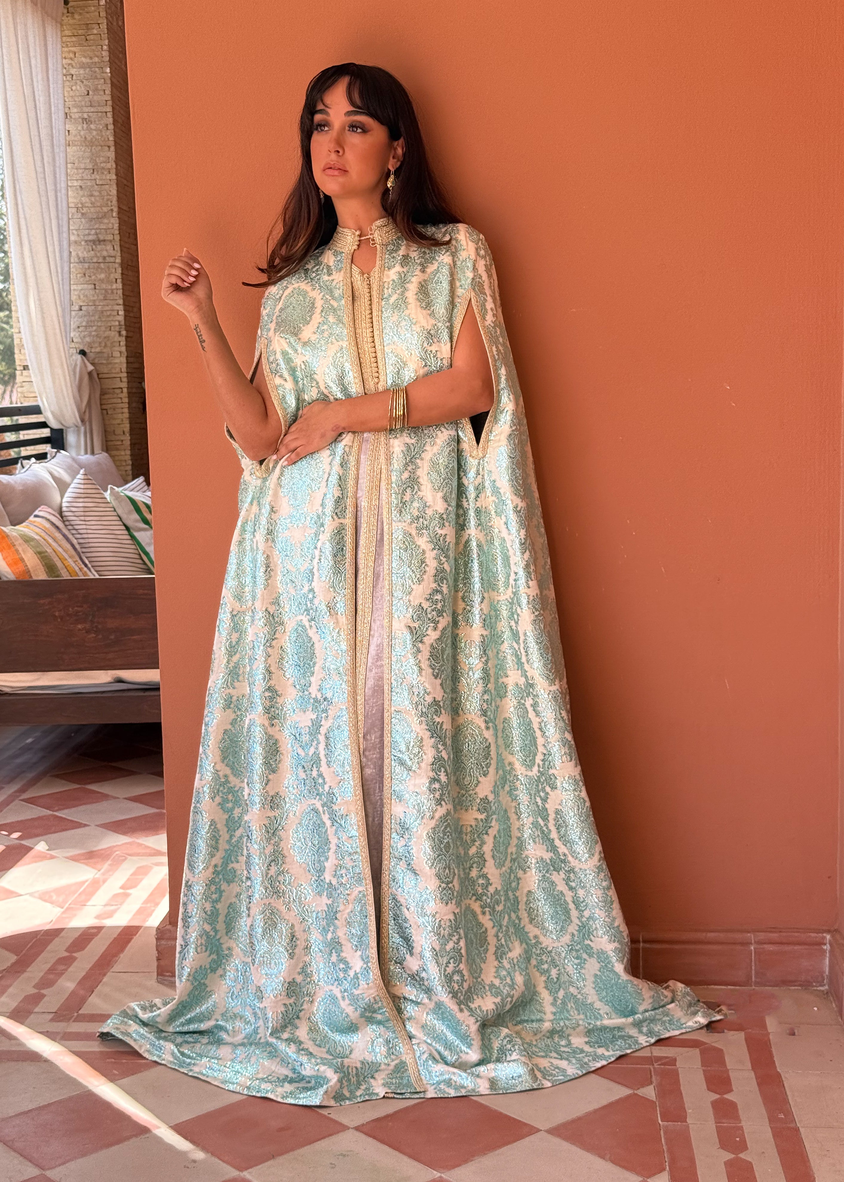 AMNA two-Piece Silk Kaftan & Brocade Cape Set