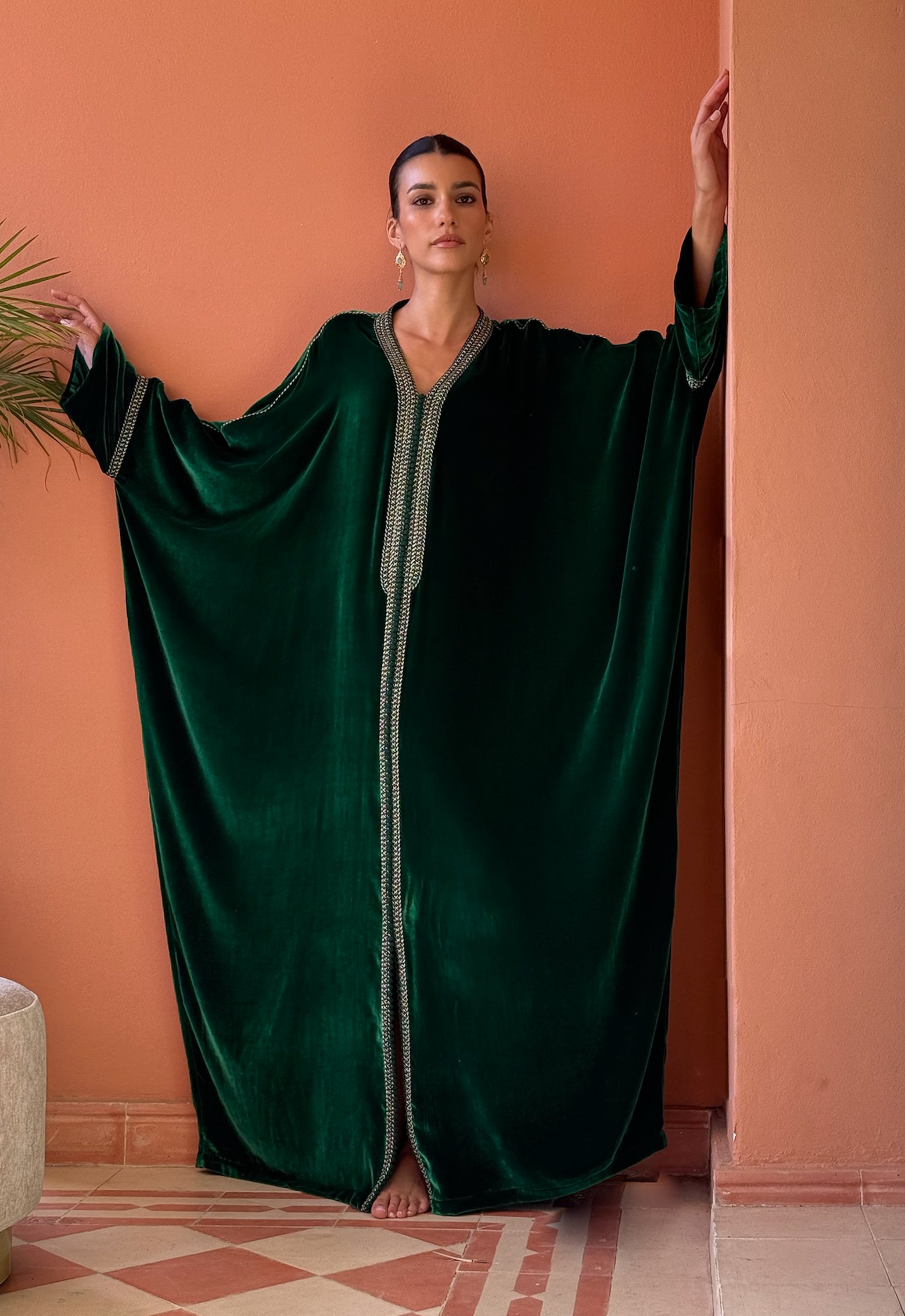 KHAYRA OVERSIZED VELVET KAFTAN