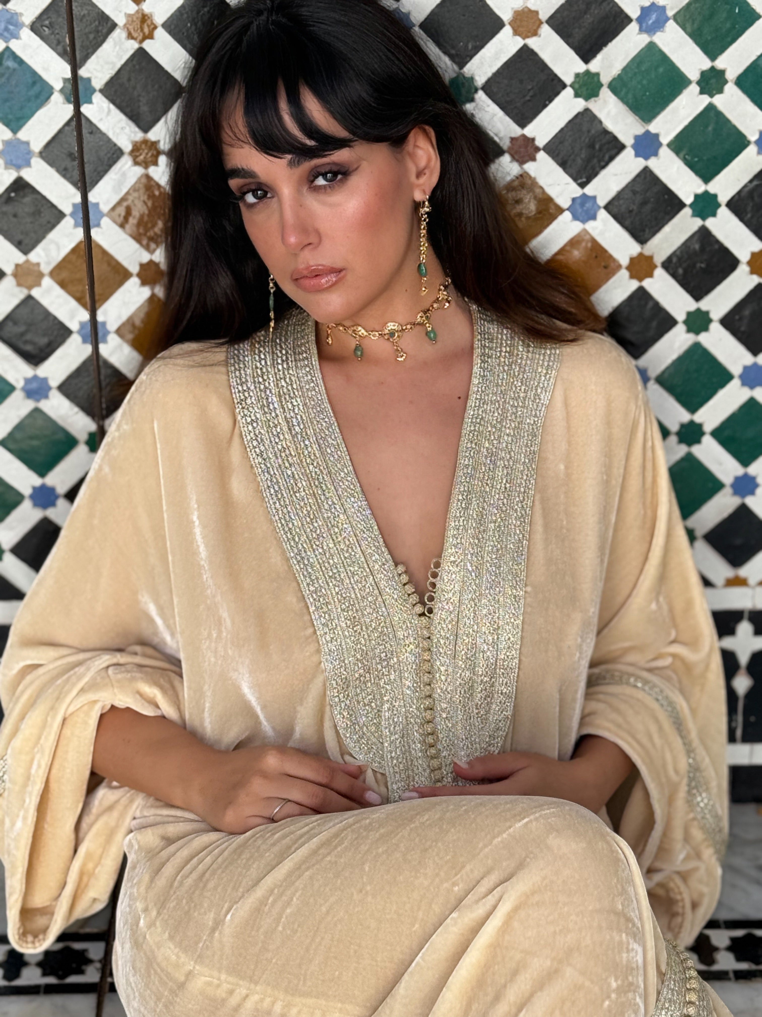 ZEBDA VELVET COLLAR KAFTAN