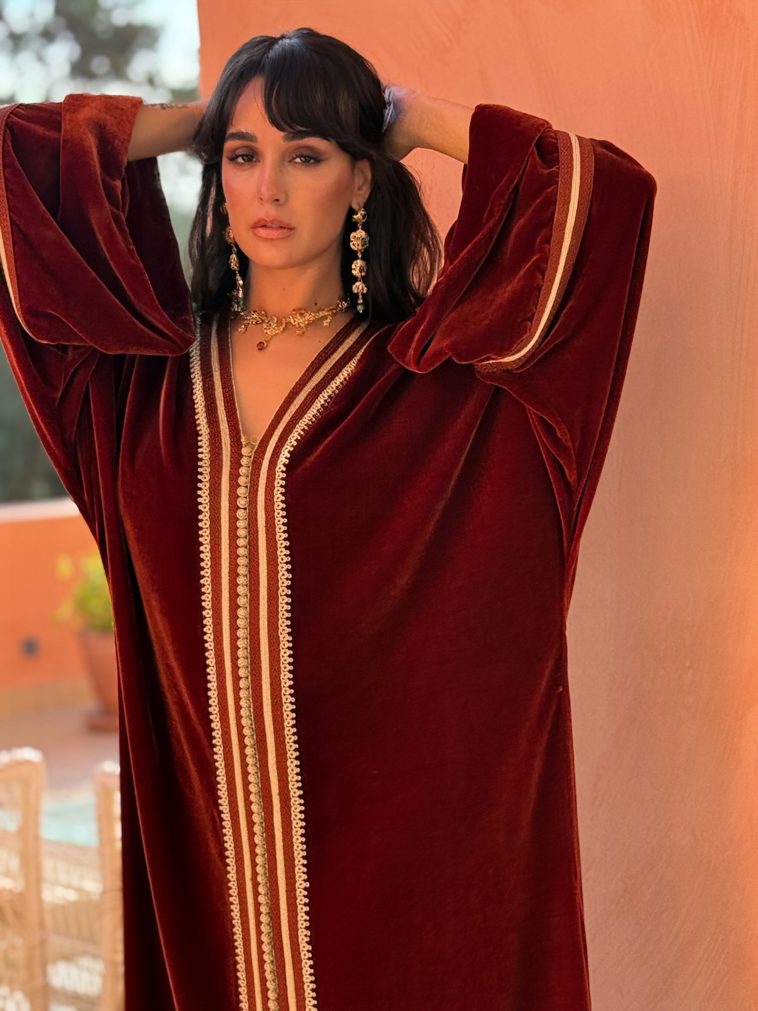 SALMA OVERSIZED VELVET KAFTAN