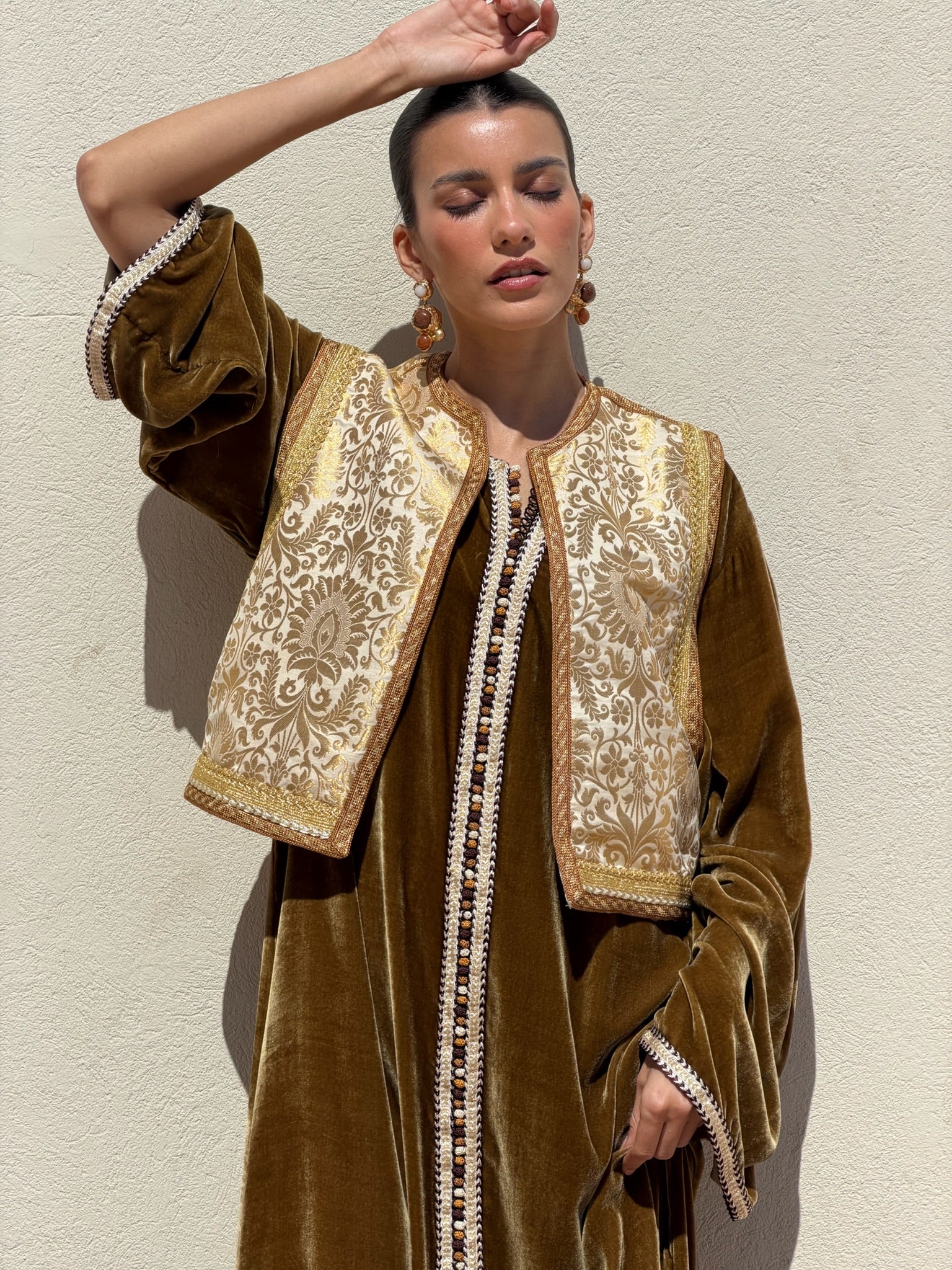 AMIRA TWO-PIECE KAFTAN & GILET