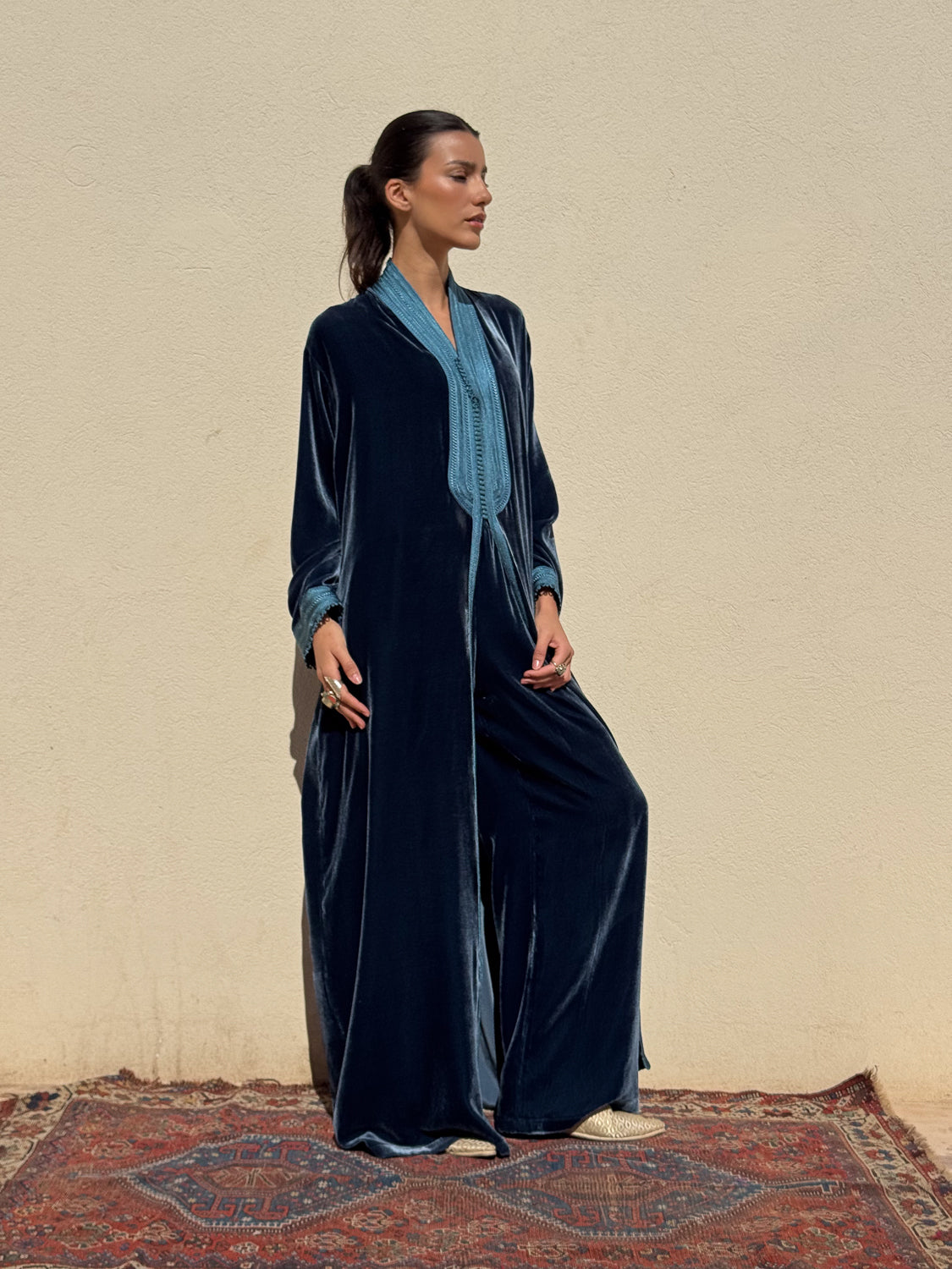 ABIR TWO-PIECE VELVET SET