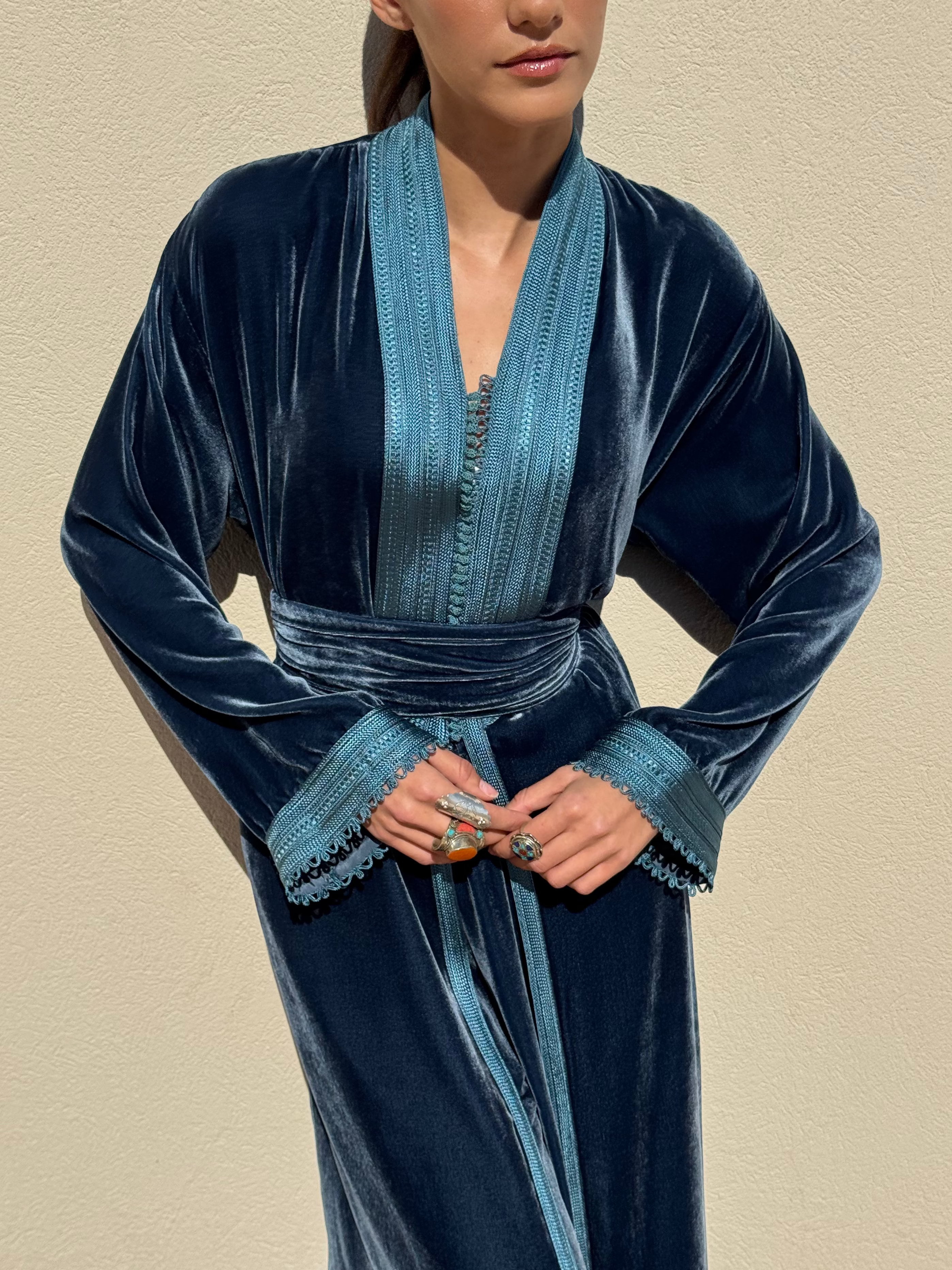 ABIR TWO-PIECE VELVET SET