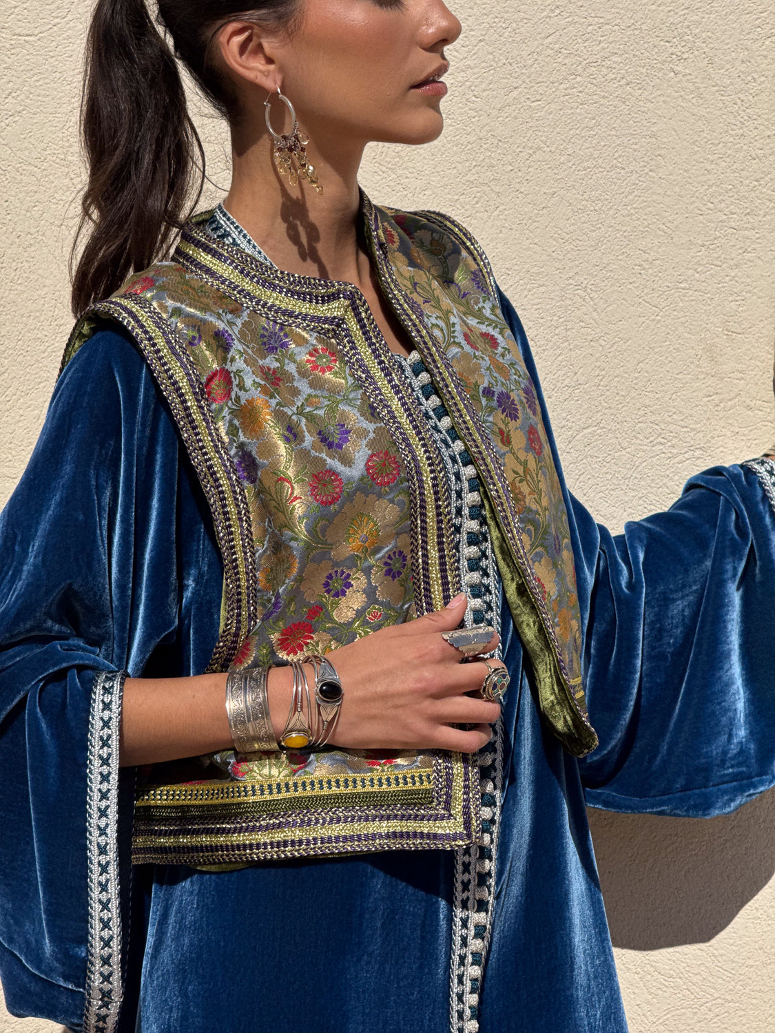 LUNA TWO-PIECE KAFTAN & GILET