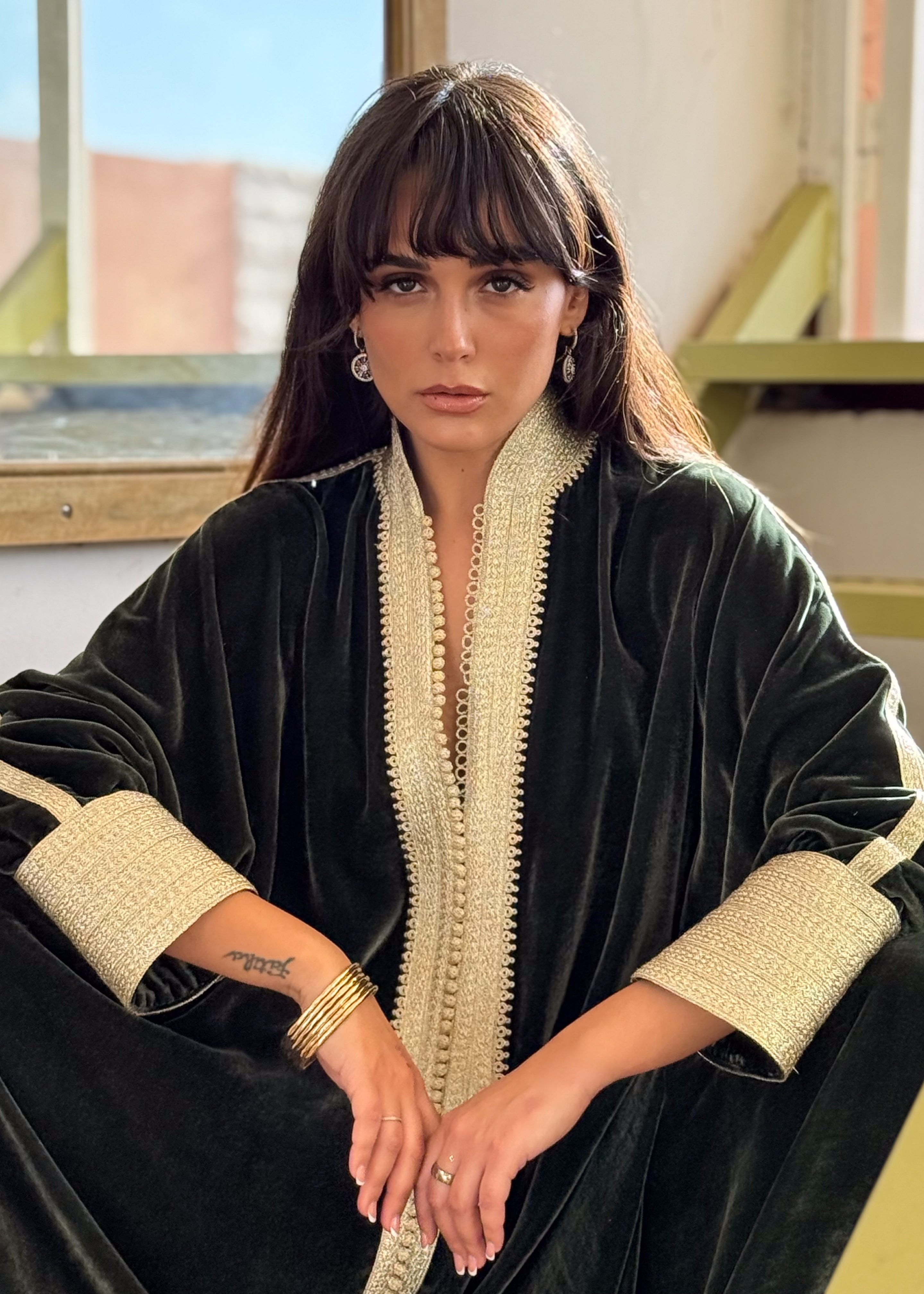 TAKWA OVERSIZED VELVET KAFTAN