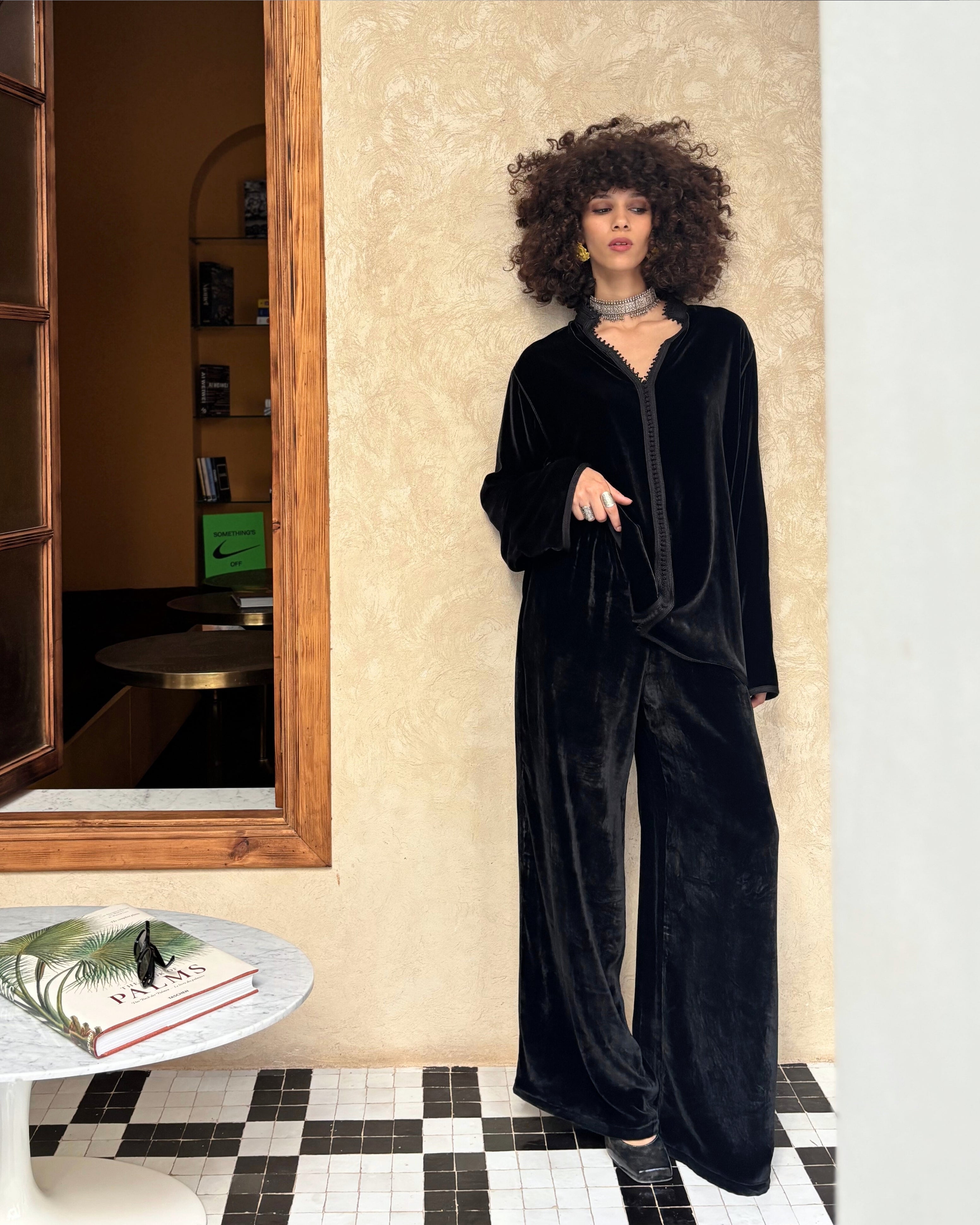 BILAL TWO-PIECE VELVET SET