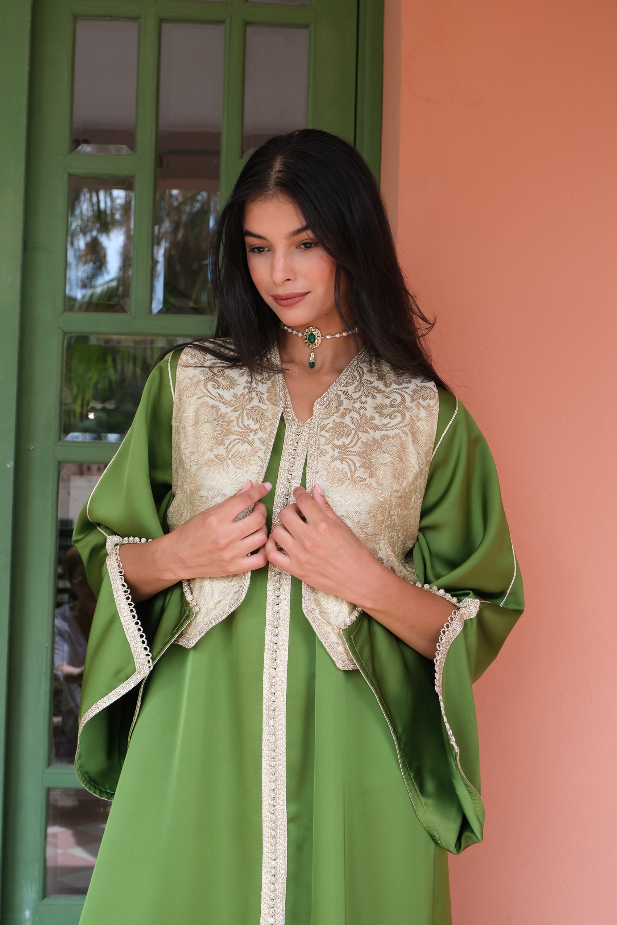 Amira set : green caftan with brocade embroidered vest