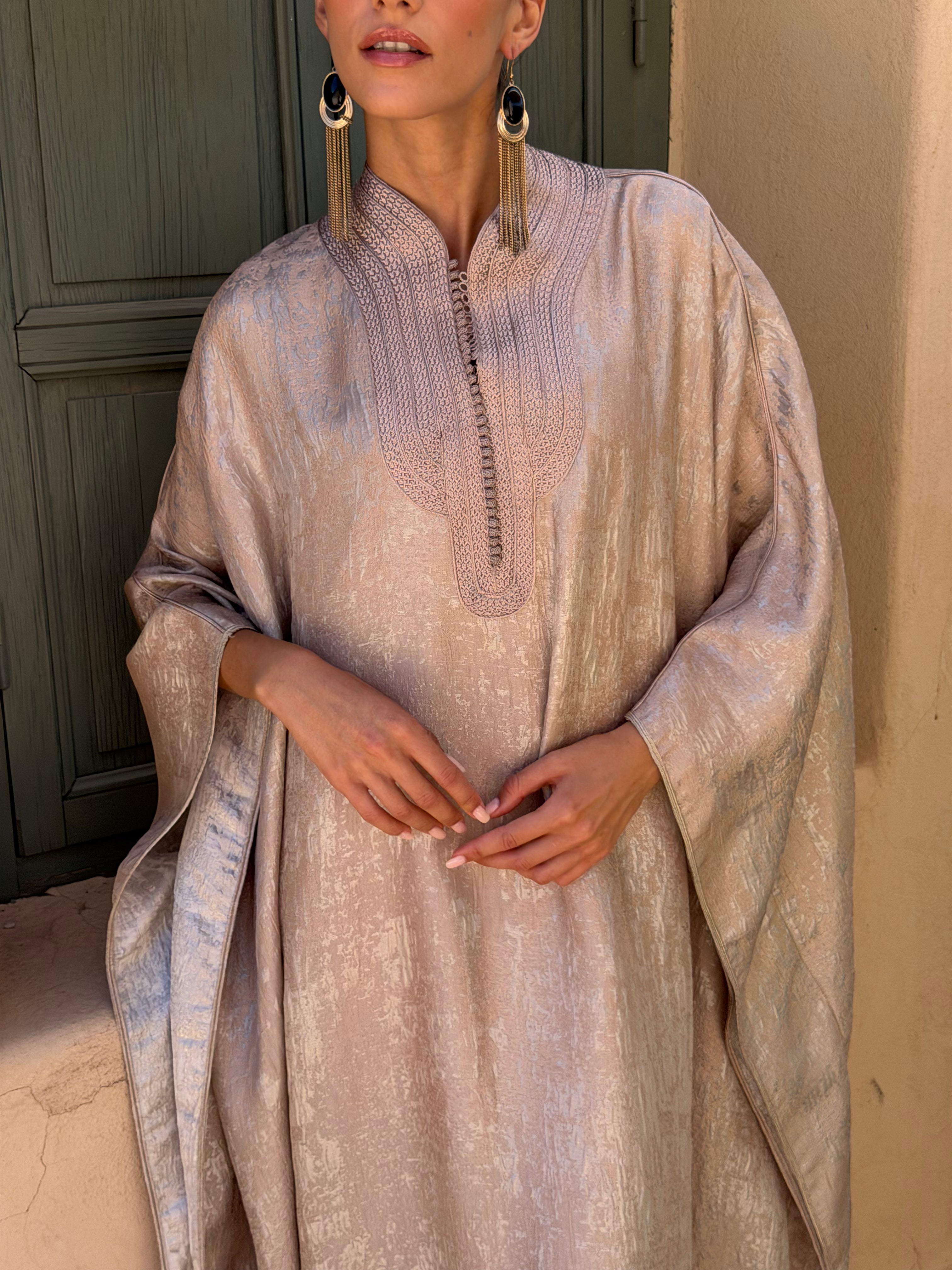 NABEEHA OVERSIZED KAFTAN