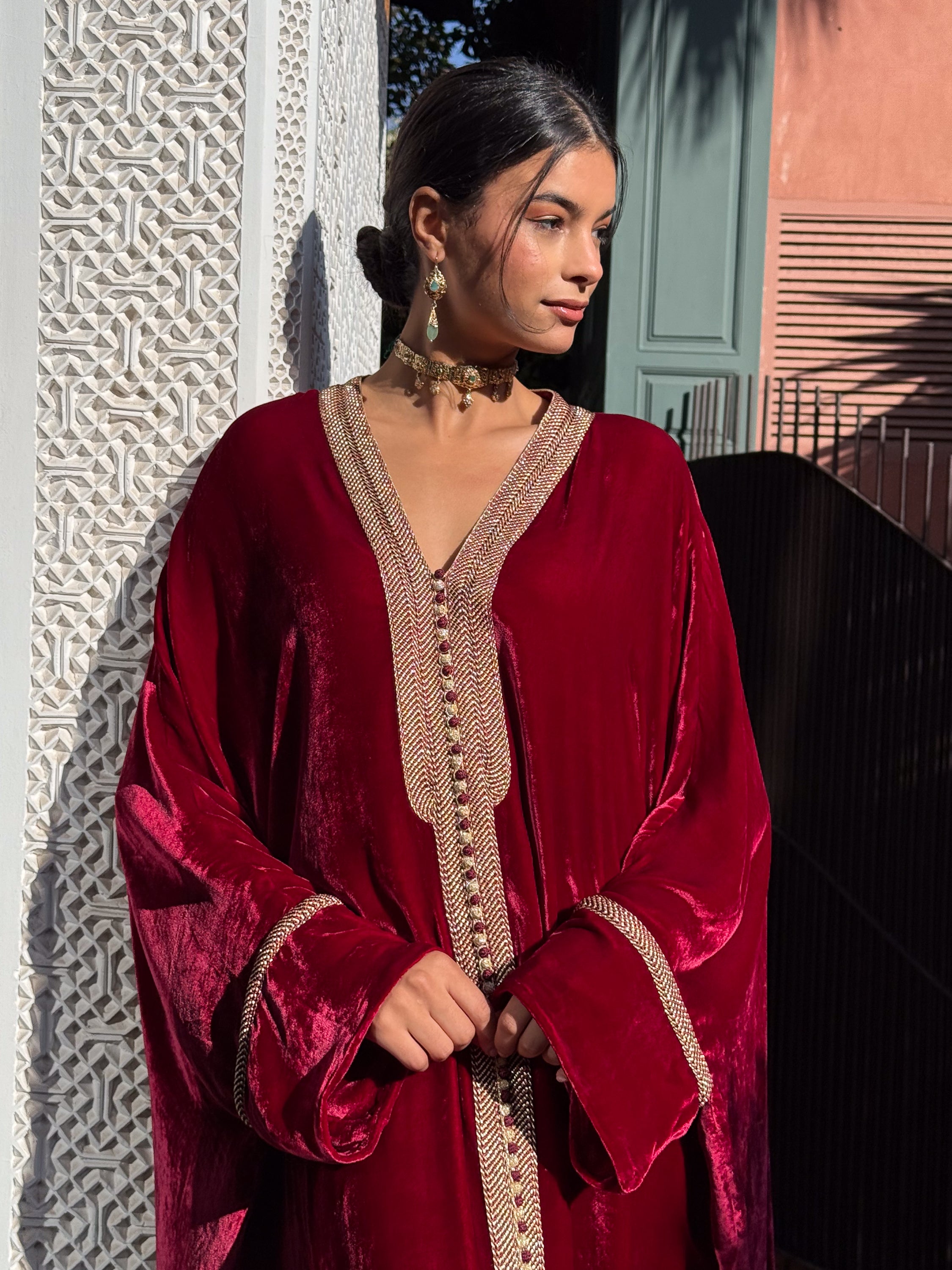 LULWA Velvet Kaftan in Bordeaux