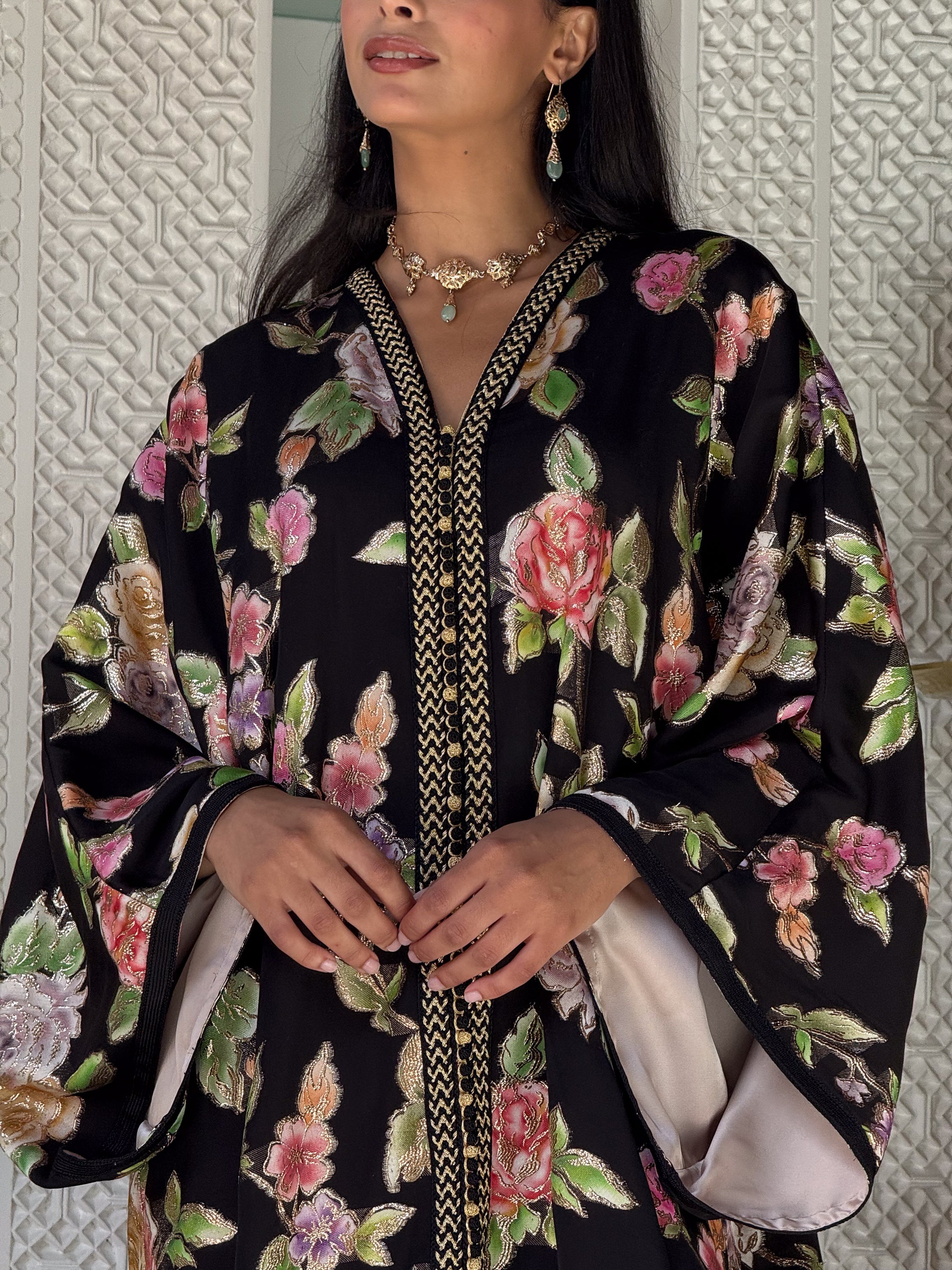 SAKI FLORAL SILK KAFTAN BLACK