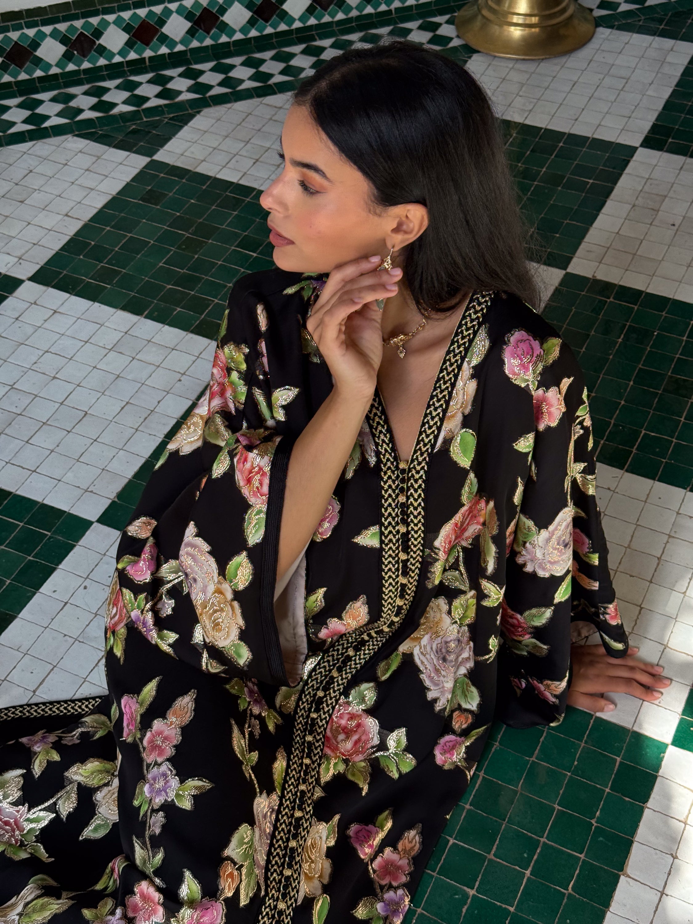 SAKI FLORAL SILK KAFTAN BLACK