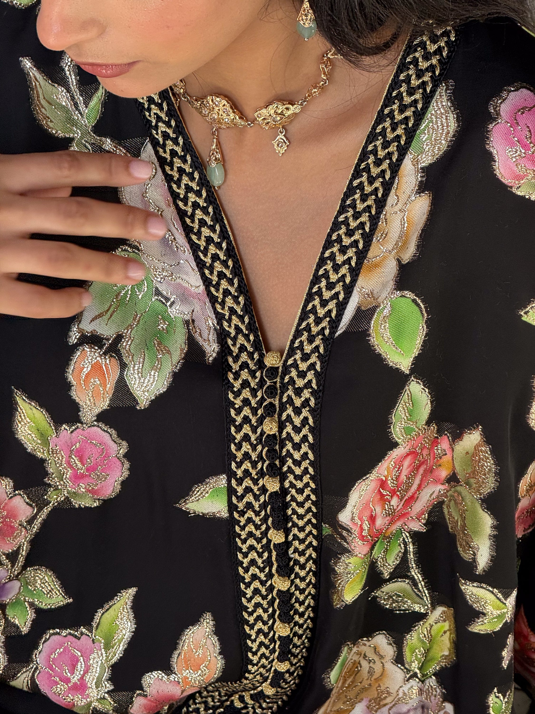 SAKI FLORAL SILK KAFTAN BLACK