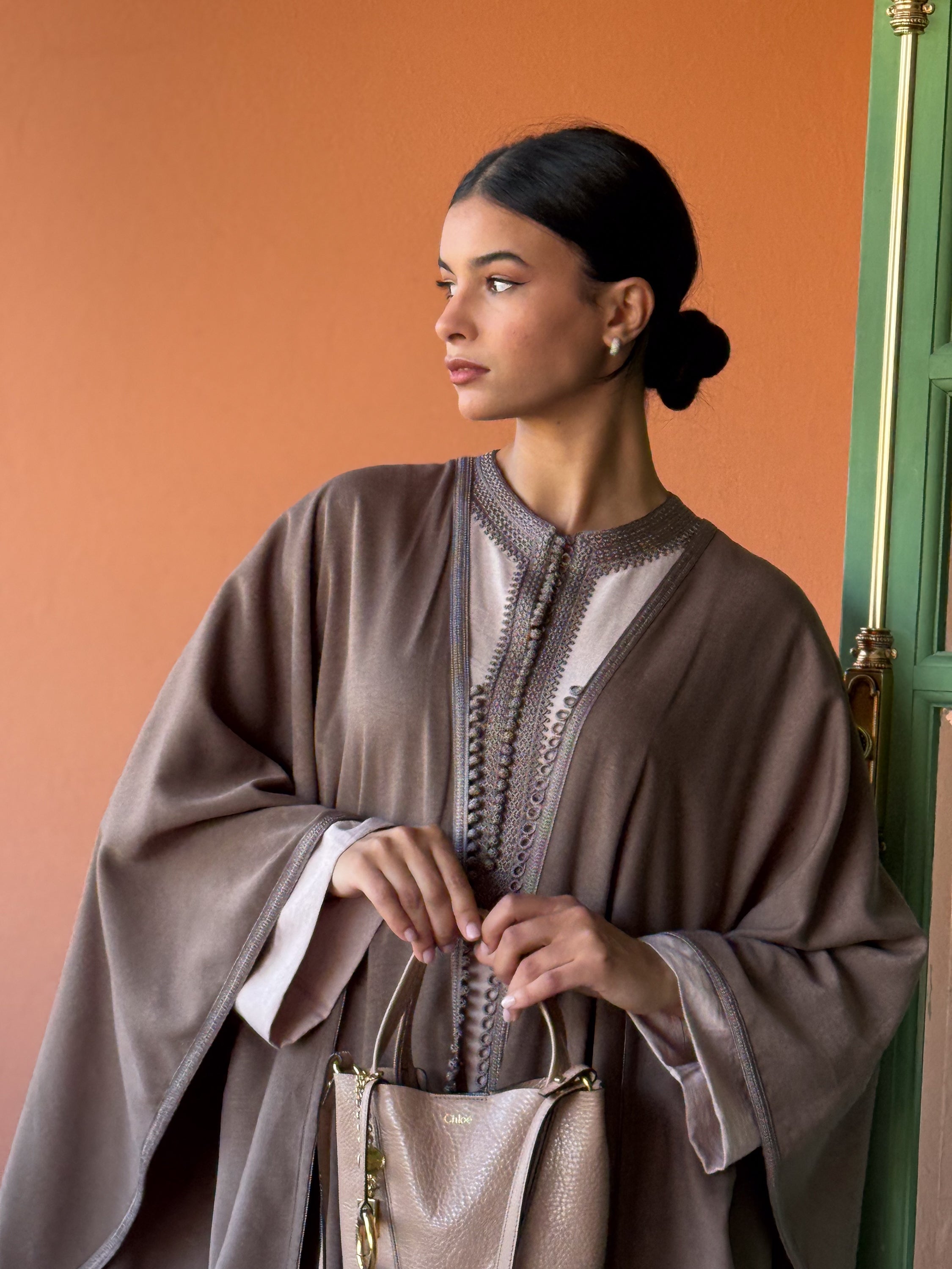 Najlaa Set – Linen Handmade Embroidered Two-Piece Kaftan
