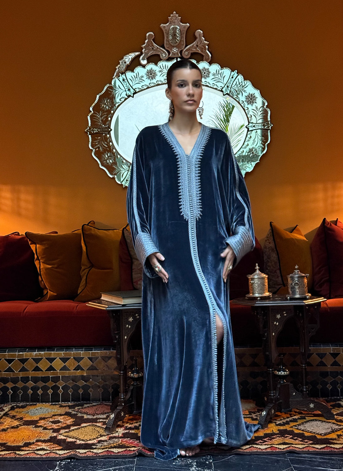 TASNIRA SILK VELVET KAFTAN