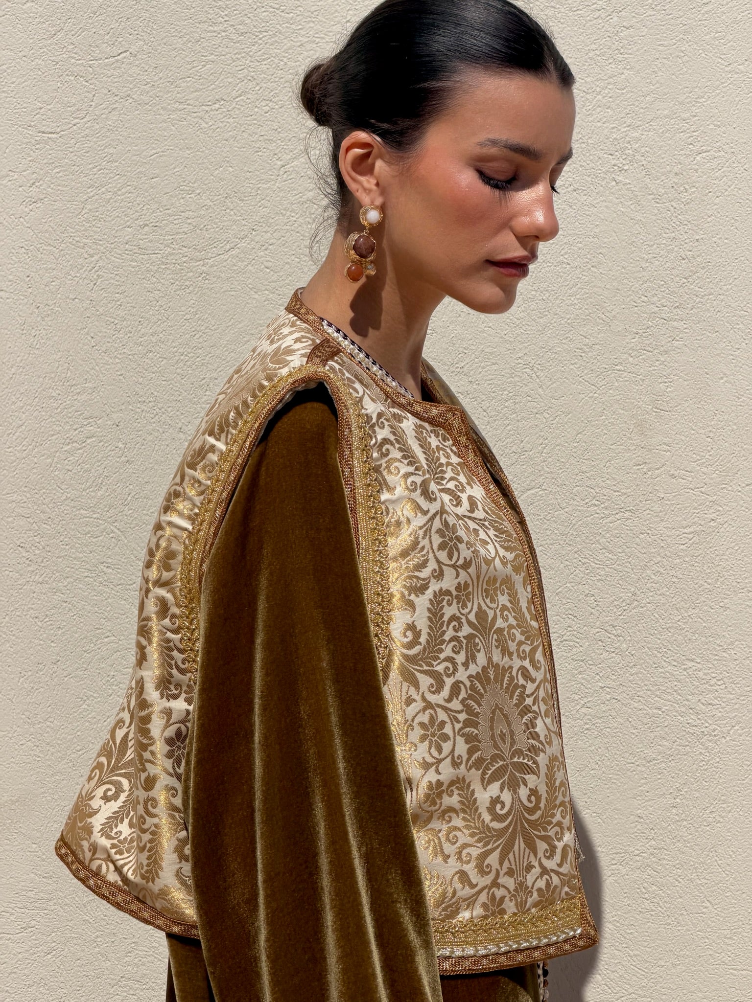 AMIRA TWO-PIECE KAFTAN & GILET