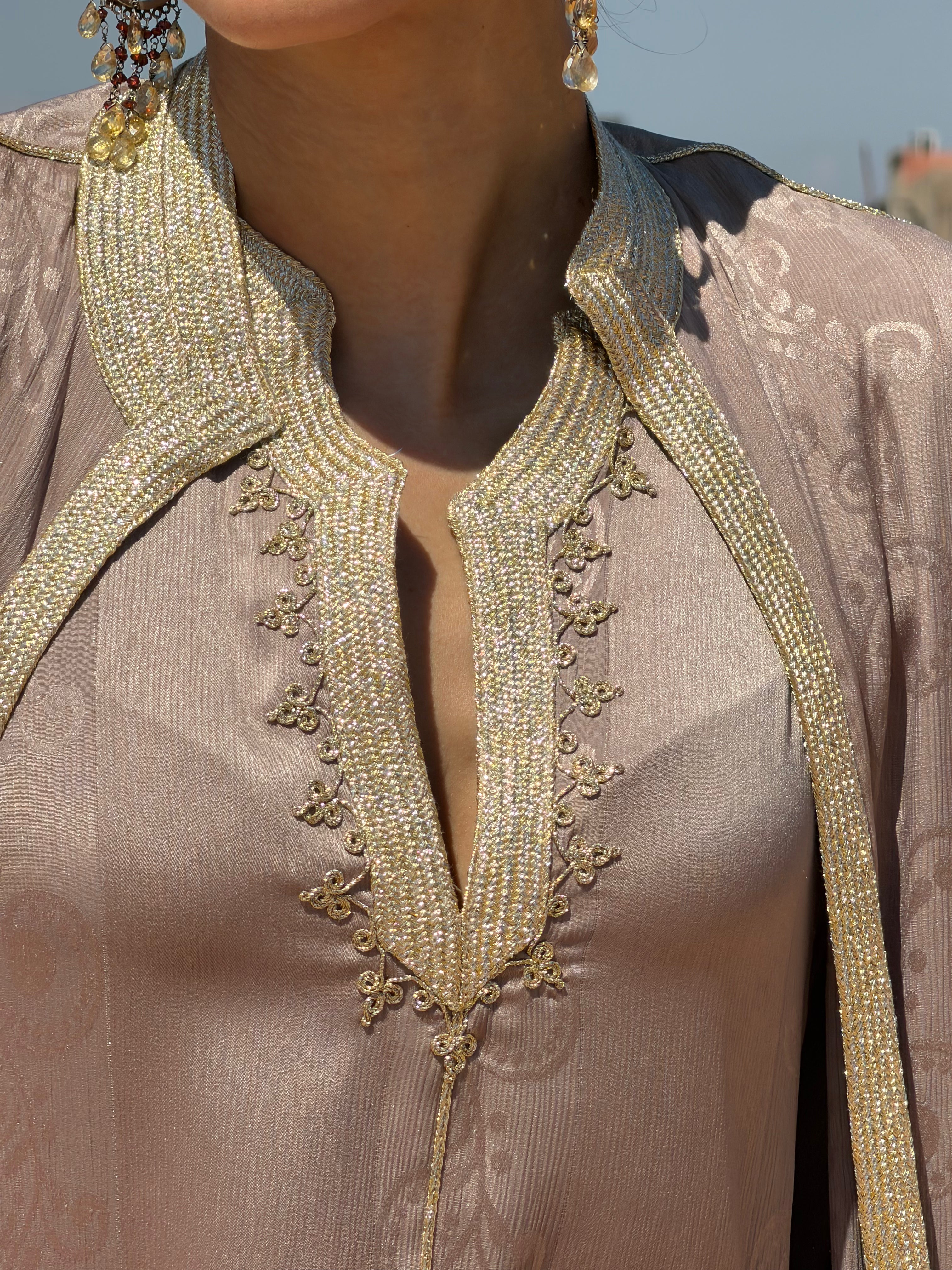 NOORA & KHALIDA MATCHING SET