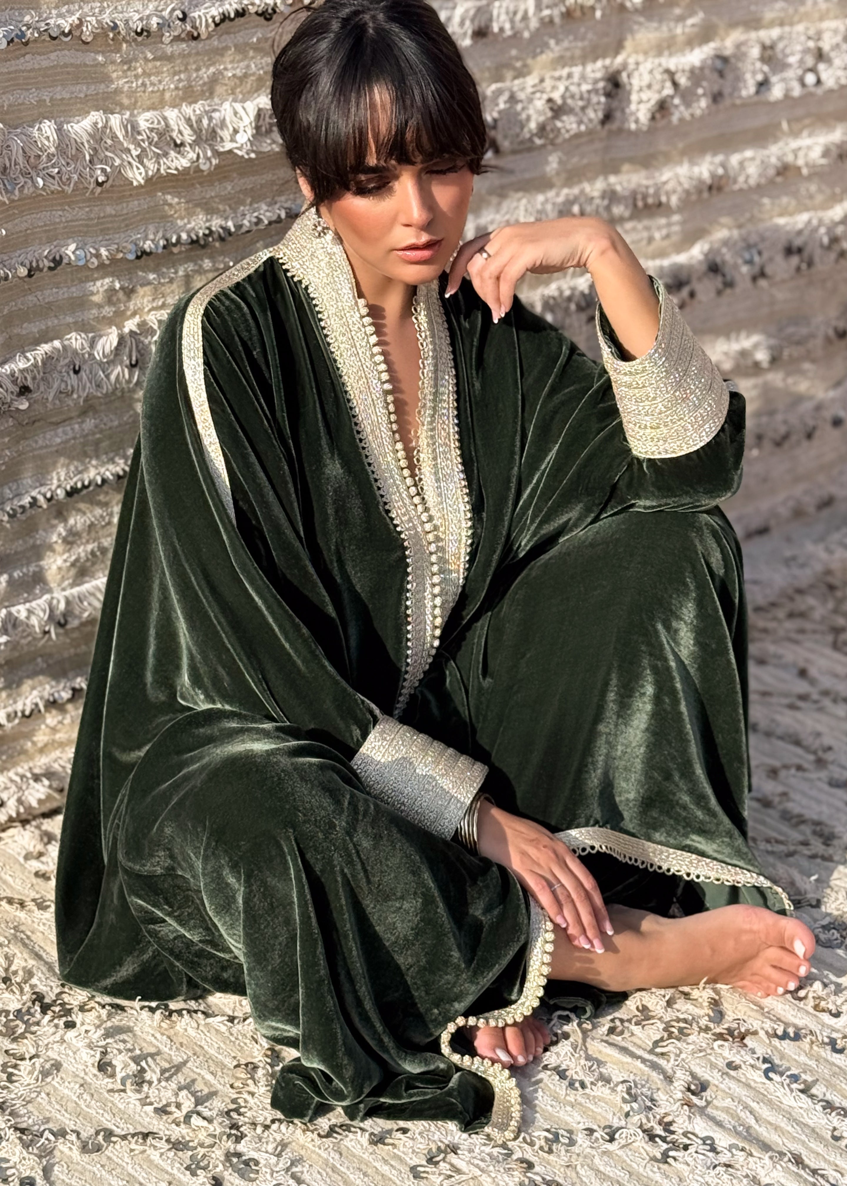 TAKWA OVERSIZED VELVET KAFTAN