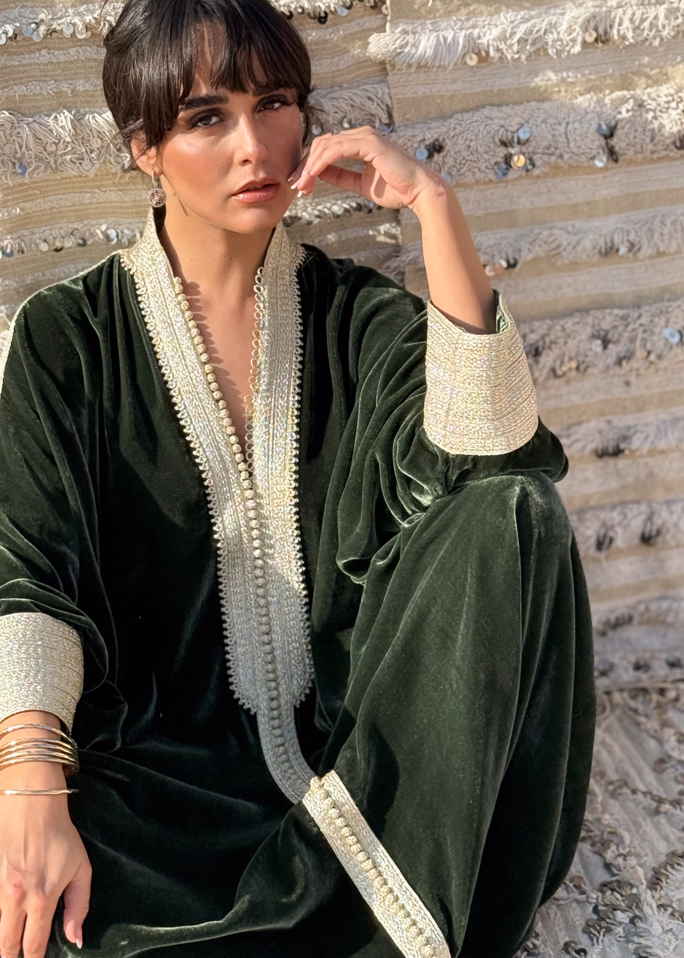 TAKWA OVERSIZED VELVET KAFTAN