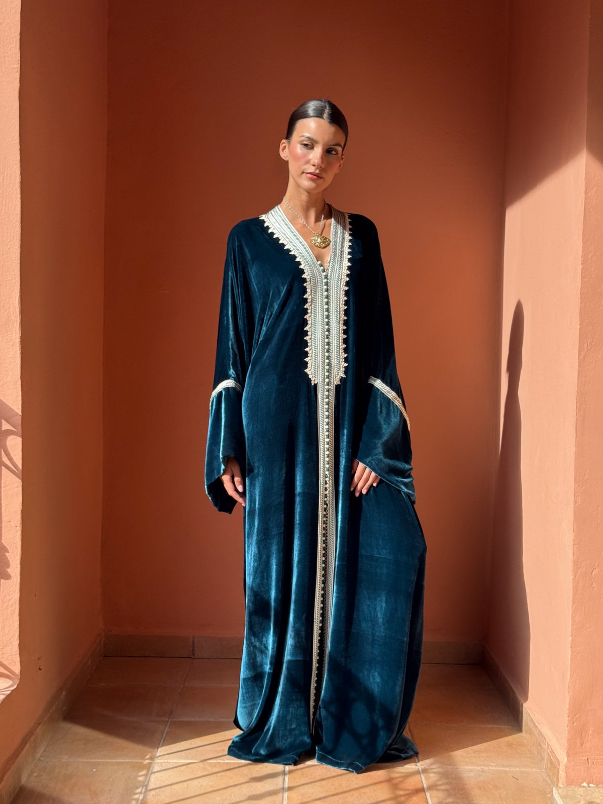Douja Silk Velvet Kaftan – Blue – view 4
