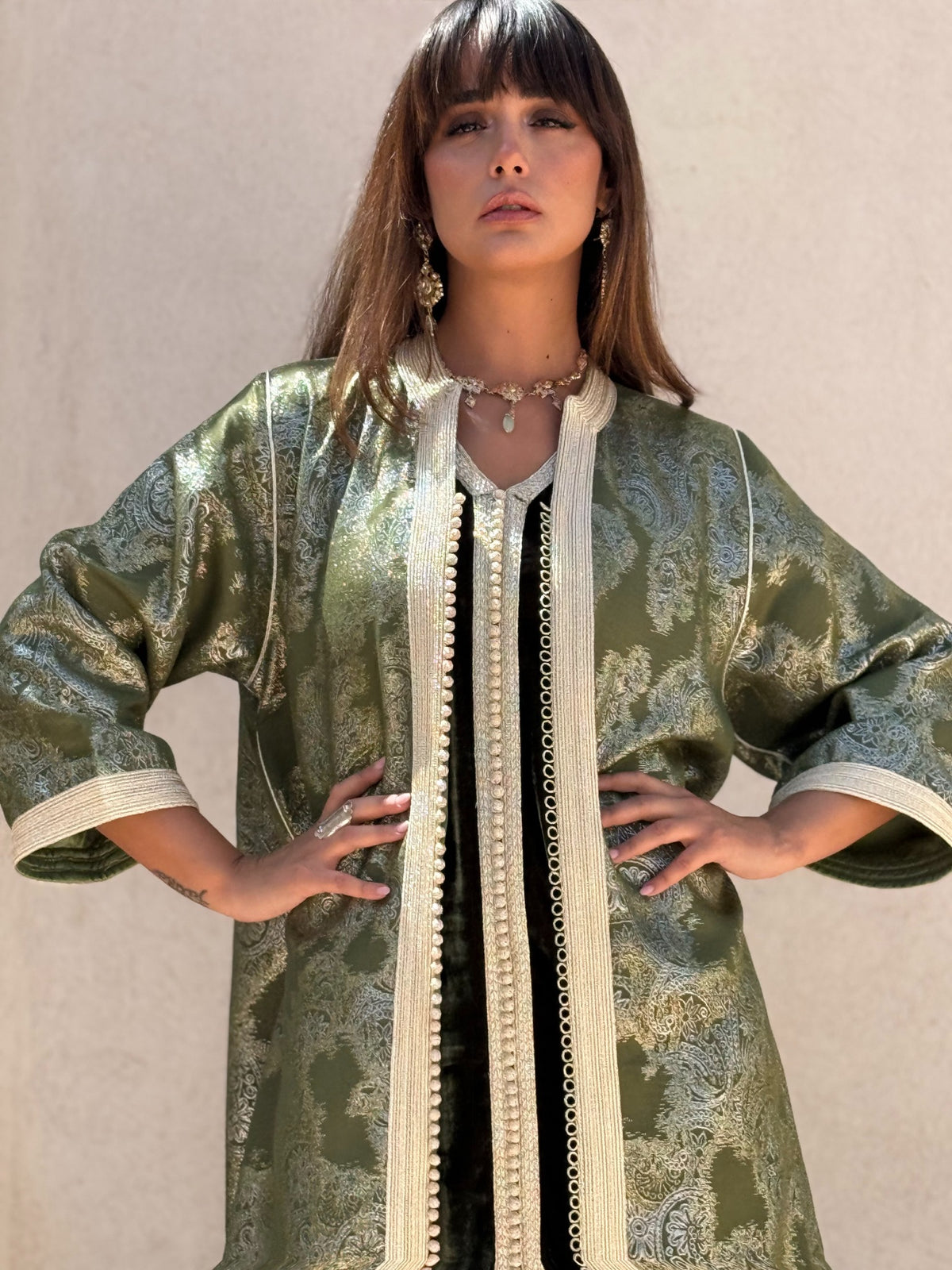 Hinda kaftan wide sleeves and cream edging
