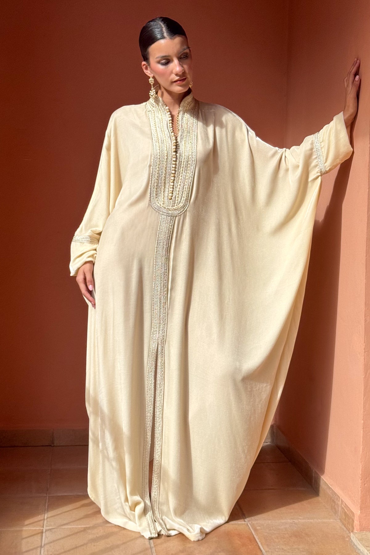 Hiyam Silk Velvet Kaftan – Off-white – view 2