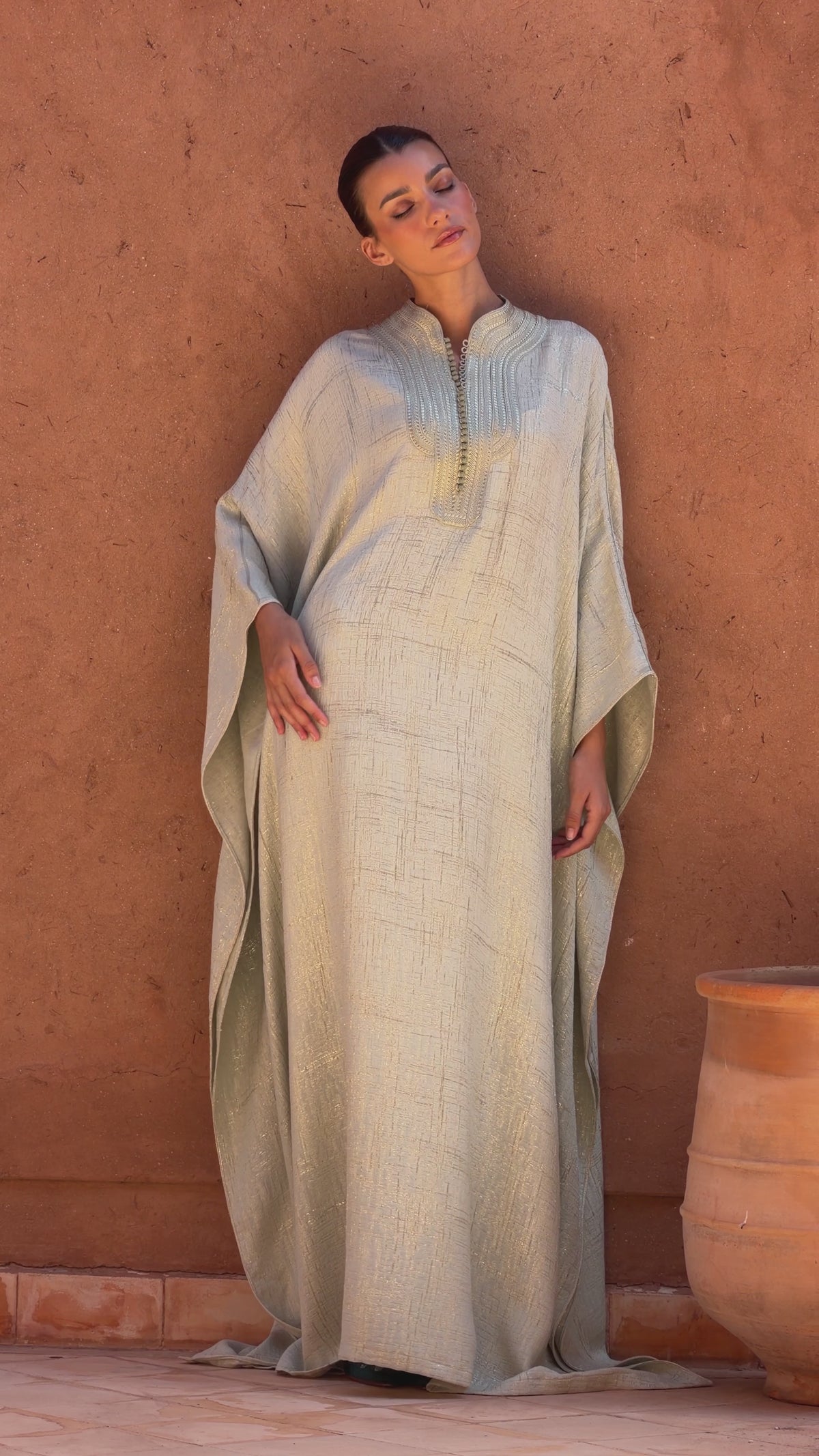 ZALIA OVERSIZED KAFTAN — video