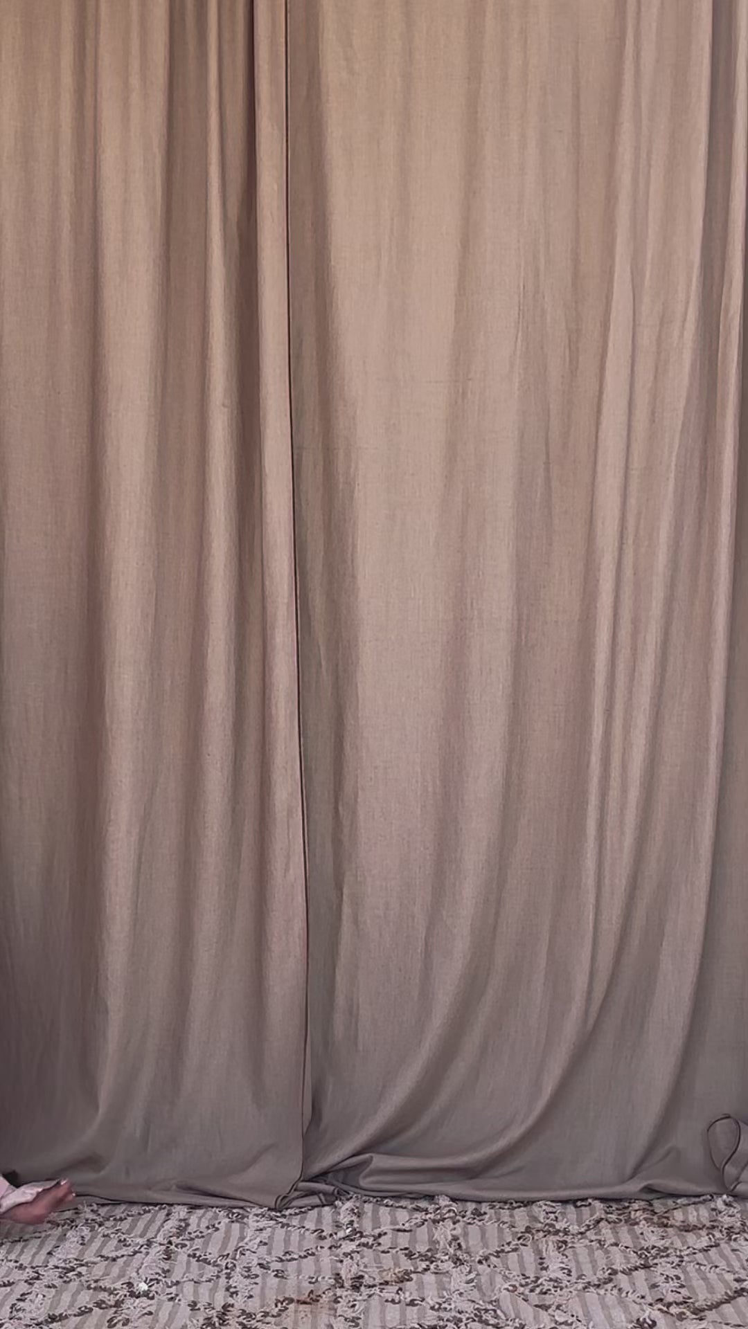 SANNIA TWO-PIECE KAFTAN — video